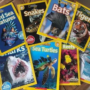 Lot of 8 National Geographic Kids Book Level 2 Sea Animals Bat Tiger Snake
